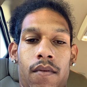 Meet your Posher, Adam